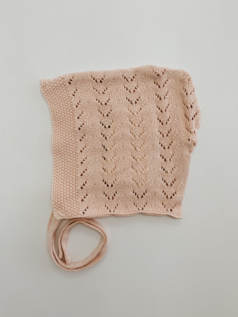 Pointelle Knit Bonnet (Blush)